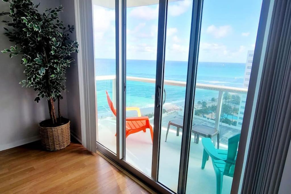 Tide Hollywood Apartment ภายนอก รูปภาพ